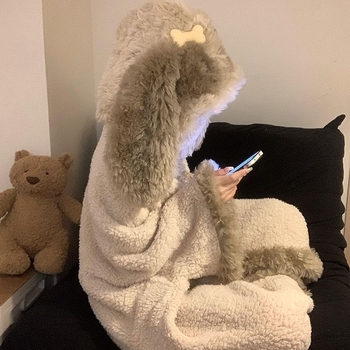 Medvilninis žieminis pižamos komplektas: šiltas, drėgmę pašalinantis, anti-statinis; vieno tono, siuvinėtas ir animacinių filmų motyvais.