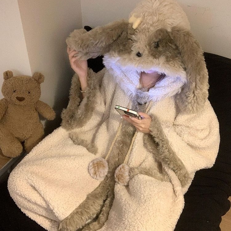 Medvilninis žieminis pižamos komplektas: šiltas, drėgmę pašalinantis, anti-statinis; vieno tono, siuvinėtas ir animacinių filmų motyvais.