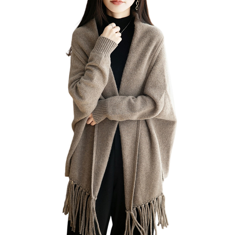 Ženski vuneni šal-kapuljača s resicama, monokromatski dizajn, ručno kukičan, srednje duljine