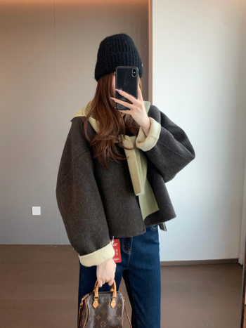 Ženski vuneni kaput 95%+, dvodijelni set sa šalom, opuštena silueta, okrugli izrez, retro stil