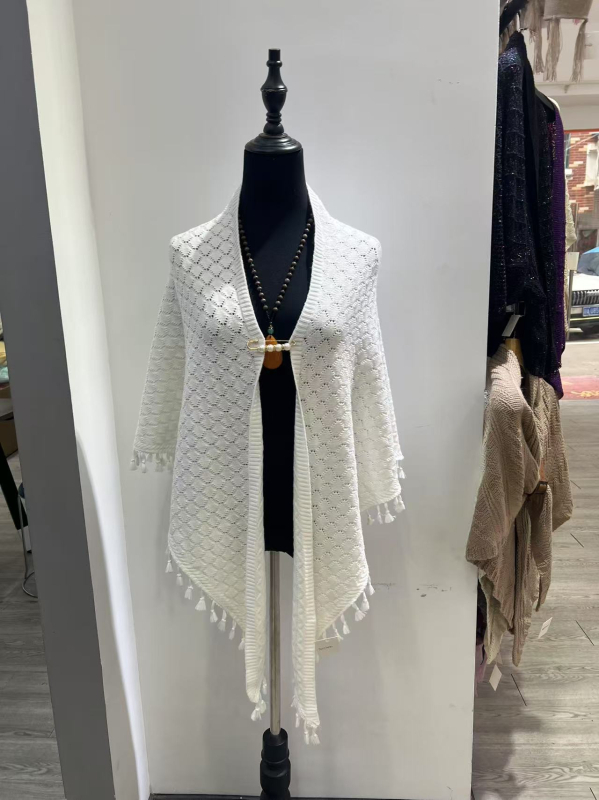Ženski šal s prozračnim uzorkom – retro etno stil, trokutasti šal, umjetni kašmir