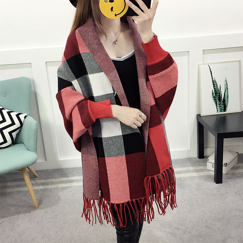 Pleten kardigan s kariranim uzorkom i resicama, jacquard tkanina, core-spun vlakno, slobodan kroj