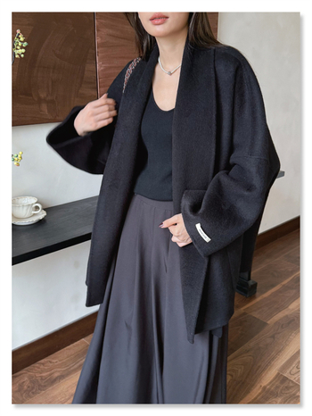 Ženski kaput od vunenog i yak vunenog materijala, jednofarban, s reverom, udoban kroj, duljina 50–65 cm