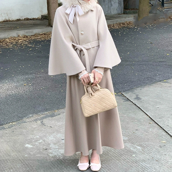 Női gyapjúkabát műszőrme gallérral – két darabos készlet, pamut-keverék anyag, vastag, lazán szabott, hosszú ujjú, egy soros gombolás, középmagas hossz (50–65 cm)