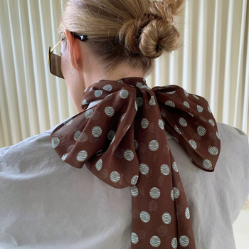 Ženski dugi šal s točkicama, francuskog stila, poliester, produženi oblik, osvježavajući i sladak stil, proljeće 2025