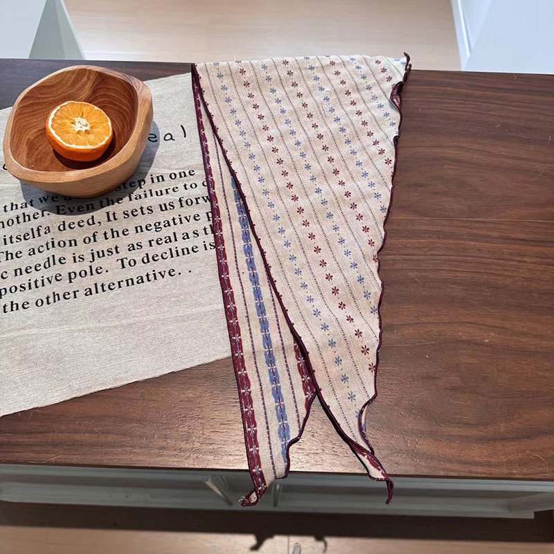 Pamučni trokutasti šal za žene, dekorativni šal za vrat u literarno-retro stilu, ljeto 2025, veličina 98×24×48 cm