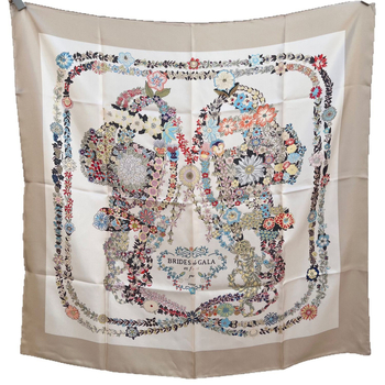 Флорален копринен твил квадратен шал, 100% мулбъри коприна, флорален принт, Пролет 2024