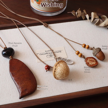 Garā džemperu ķēde Mori stilā ar ziedveida piekari, materiāls: riekstu čaula, sieviešu etniskais dizains, izlaidums 2025. gada rudenī