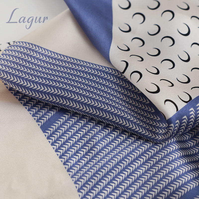 Копринен квадратен шал, 53×53 см, 100% коприна, есен 2025