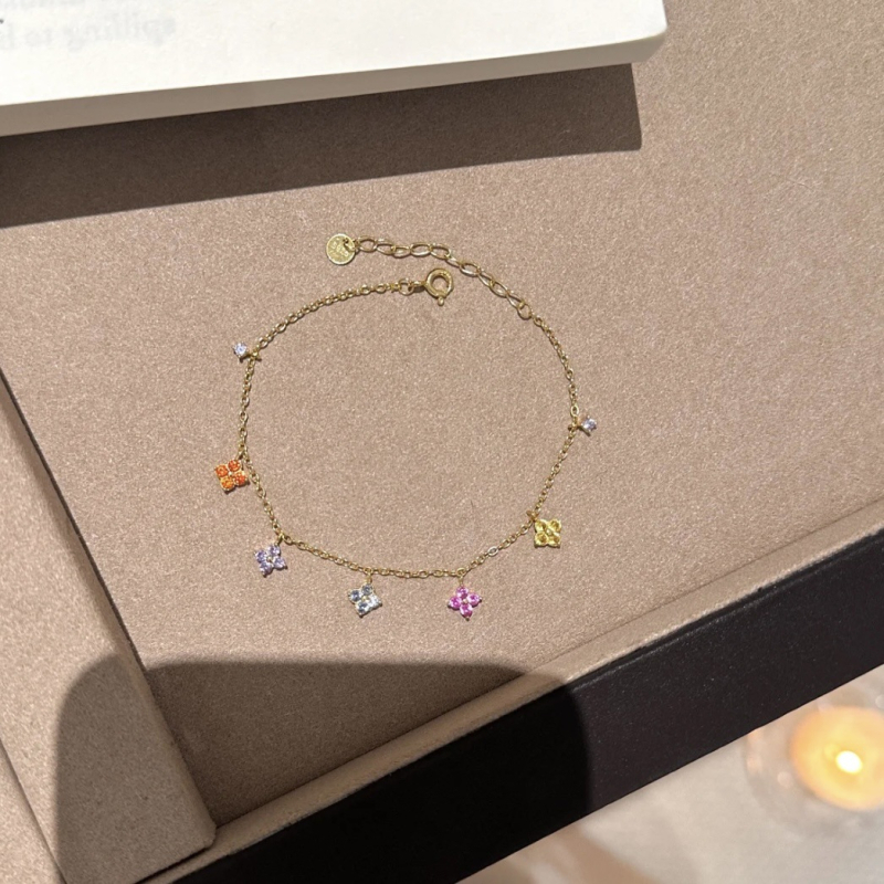 Set de bijuterii: colier și brățară cu trifoi cu patru foi, bază din cupru, zirconiu încrustat