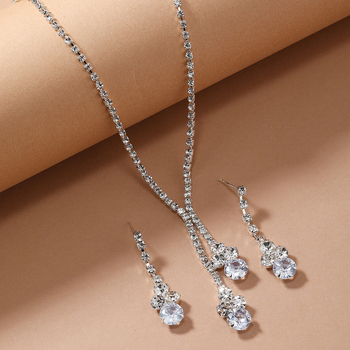 Set nakita: cirkon cvjetni dizajn, naušnice i ogrlica, materijal rhinestone, korejski stil