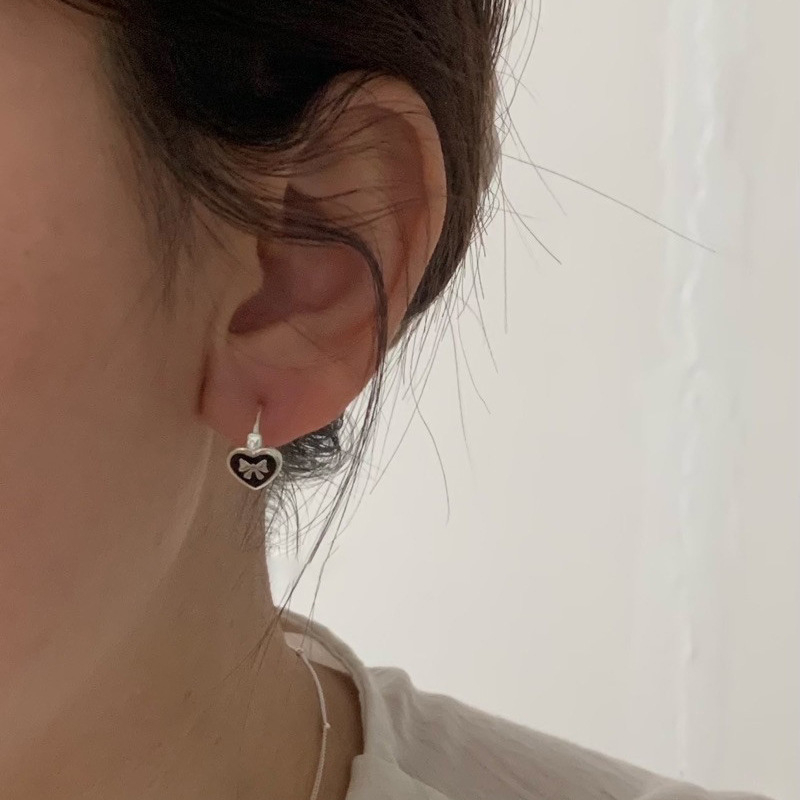 Set colier și cercei din argint S925, pandant inimă și nod bow, placare electroplată, lungime lanț 41–50 cm, greutate 2,3 g