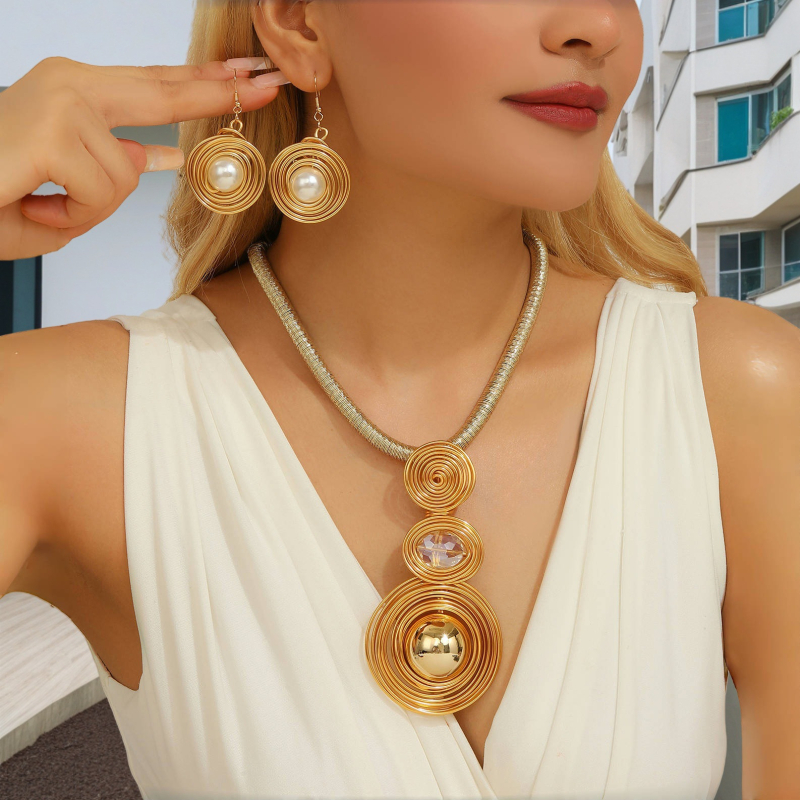 Set colier și cercei din perle artificiale, țesute manual, design geometric, stil lux discret, pentru femei