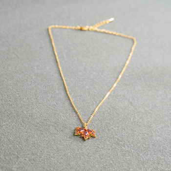 Set colier cu pandantiv zircon în formă de frunză de arțar și cercei cu știft din argint 925, lanț regulat, bază din cupru placat cu alamă