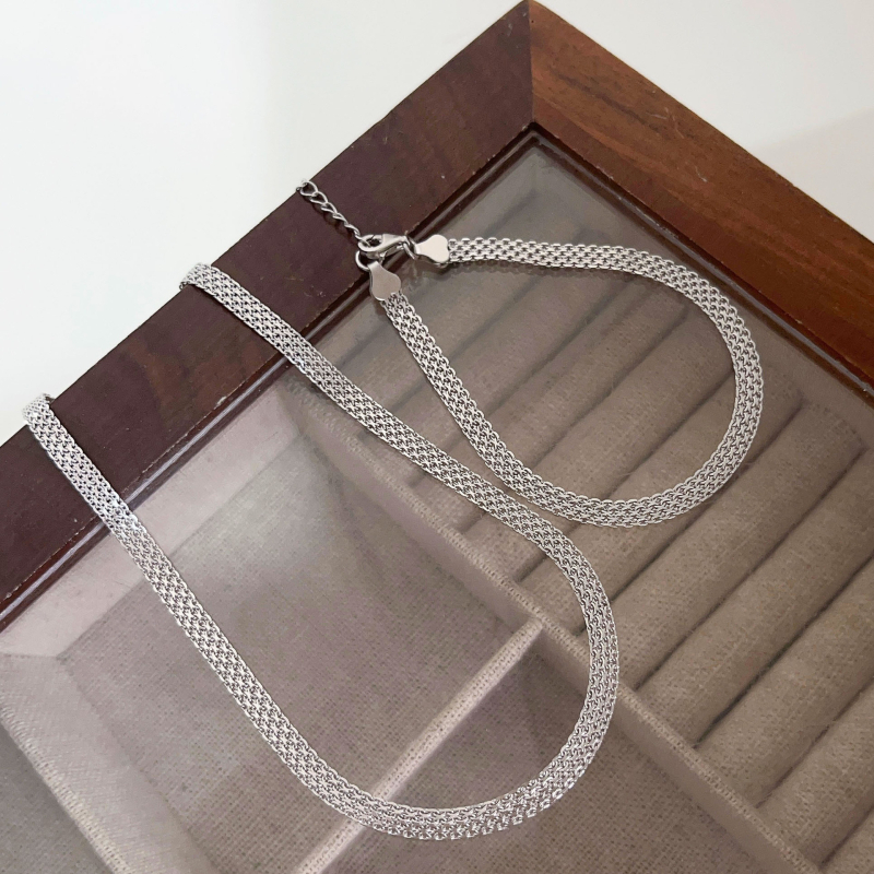 Colier din argint S925 cu lanț împletit italian pentru femei – stil ușor de lux, set cu colier și bijuterie pentru mână (Material: argint 925; Lanț: împletire italiană; Placare: electroplating; Stil: feminin; Design: original)