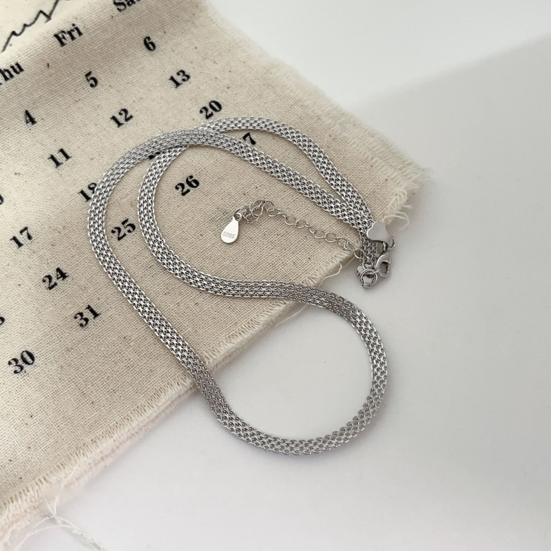 Colier din argint S925 cu lanț împletit italian pentru femei – stil ușor de lux, set cu colier și bijuterie pentru mână (Material: argint 925; Lanț: împletire italiană; Placare: electroplating; Stil: feminin; Design: original)