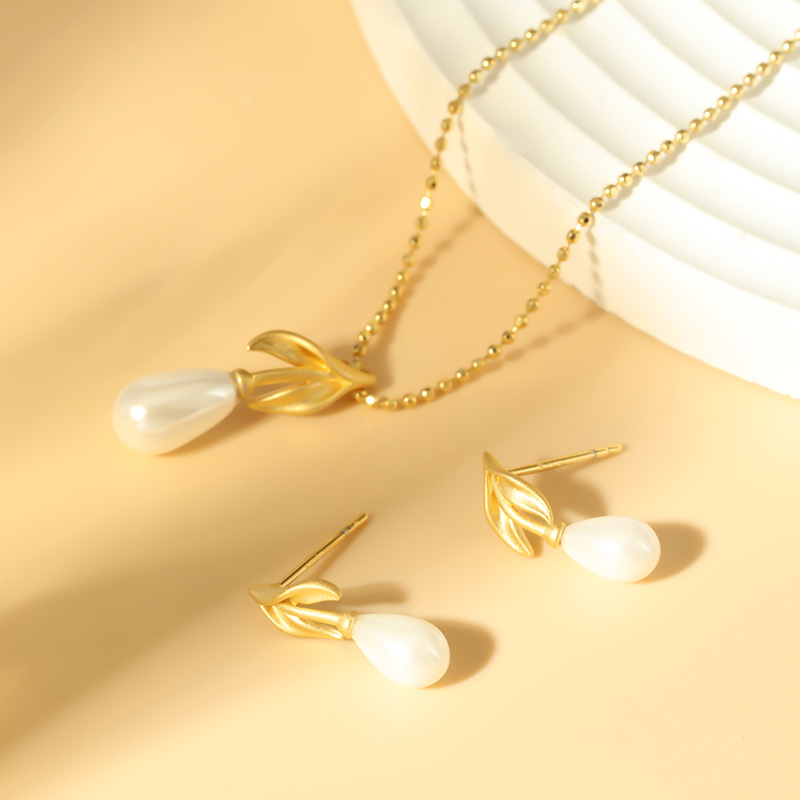 Set colier și cercei din argint 925, cu perle inserate, forme frunză și picătură, lanț cu mărgele, brand Oini, stil Ins