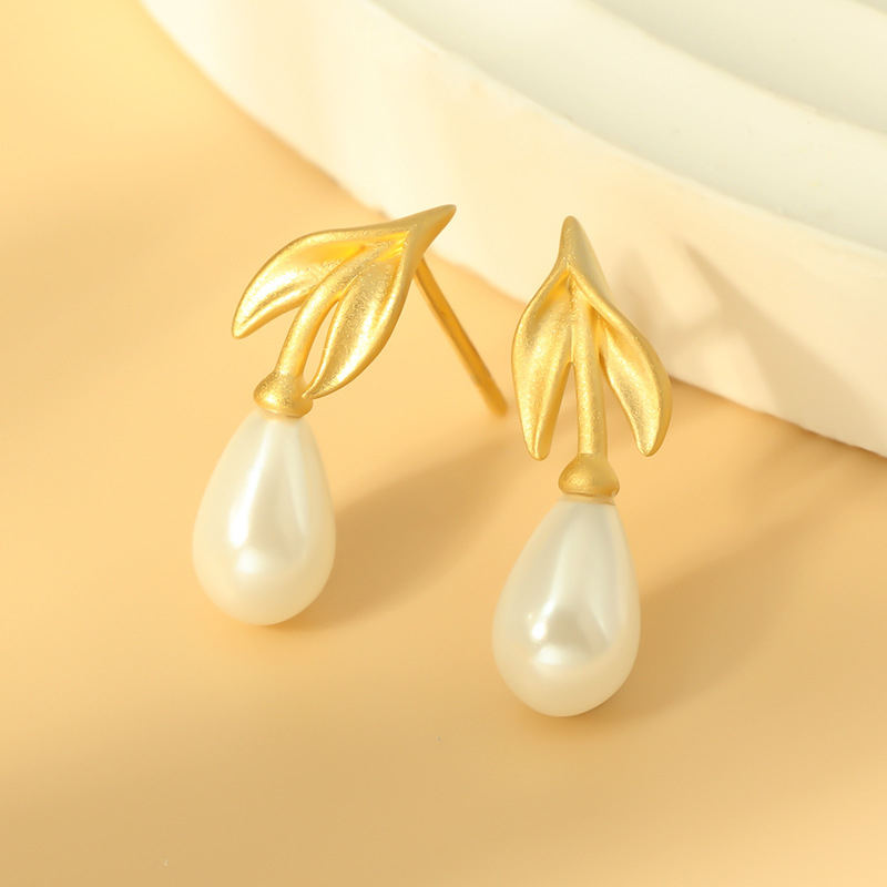 Set colier și cercei din argint 925, cu perle inserate, forme frunză și picătură, lanț cu mărgele, brand Oini, stil Ins