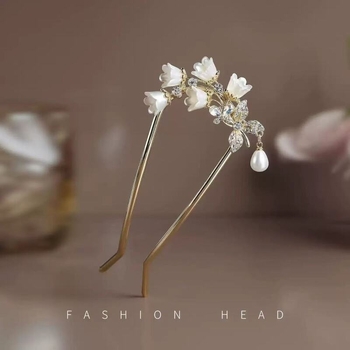 U-alakú hajcsat bojtokkal és gyöngyökkel – kézzel készített fém hajdísz, édes stílus Hanfu és Cheongsam updoshoz (2025 nyár)