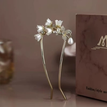 U-alakú hajcsat bojtokkal és gyöngyökkel – kézzel készített fém hajdísz, édes stílus Hanfu és Cheongsam updoshoz (2025 nyár)