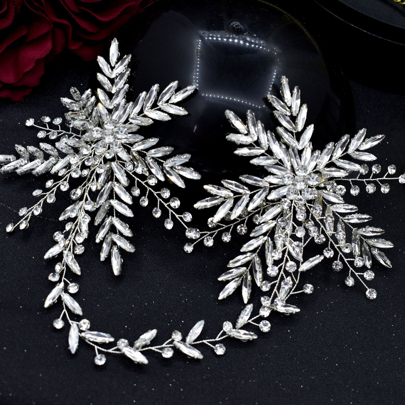 Plaukų aksesuaras su krištolais – rankų darbo gėlėtas plaukų papuošalas vestuvėms (balto krištolo)