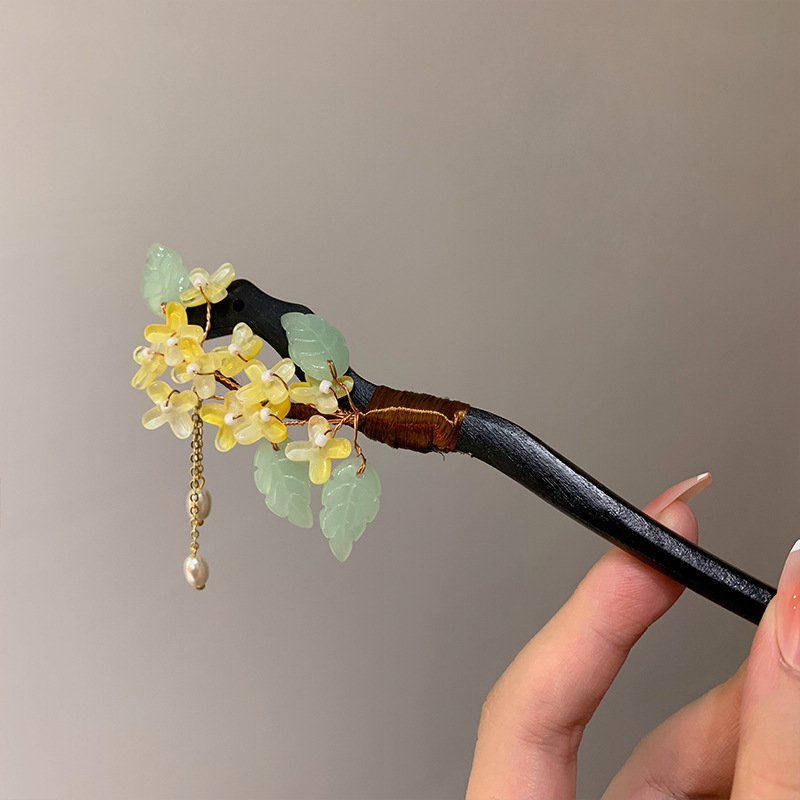 Clamă pentru păr cu design floral în stil retro (Material: Materiale mixte; Formă: Floare; Stil: Retro; Ambalaj: Ambalaj independent)