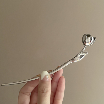 Agrafă de păr cu design de lalea — lucrată manual, din metal, placare electroplatină