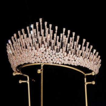 Μεταλλική κορώνα για τα μαλλιά με πραγματικά ζιρκόν κρύσταλλα, ηλεκτροπλατιωμένη επίστρωση, σχήμα κορώνας