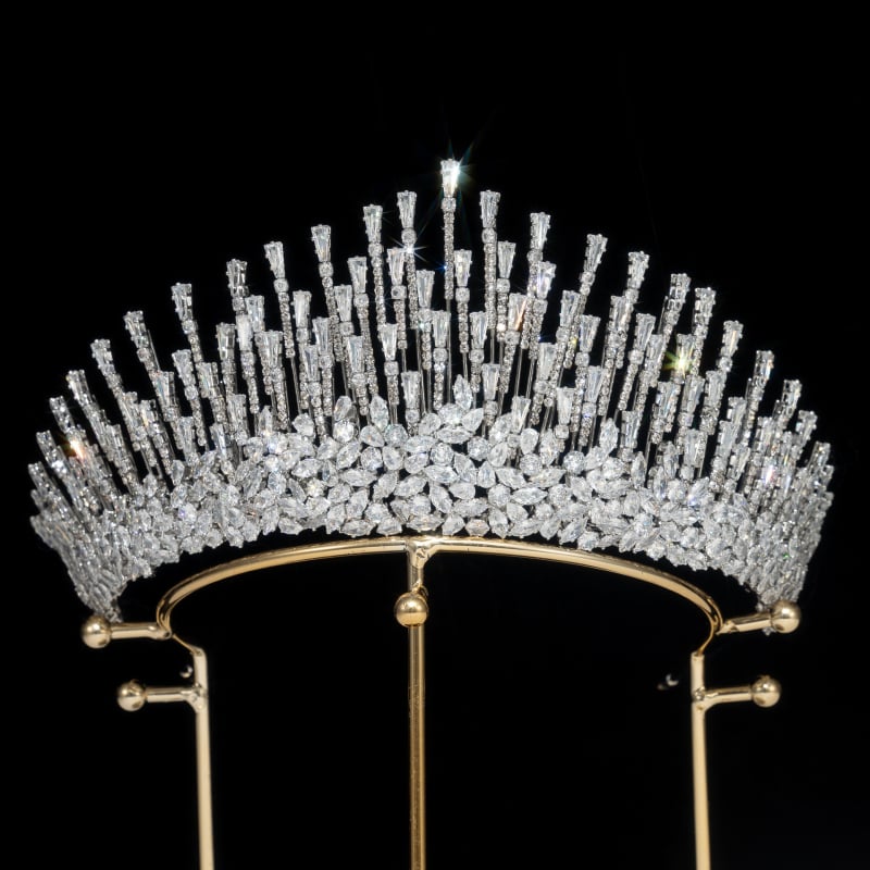 Μεταλλική κορώνα για τα μαλλιά με πραγματικά ζιρκόν κρύσταλλα, ηλεκτροπλατιωμένη επίστρωση, σχήμα κορώνας