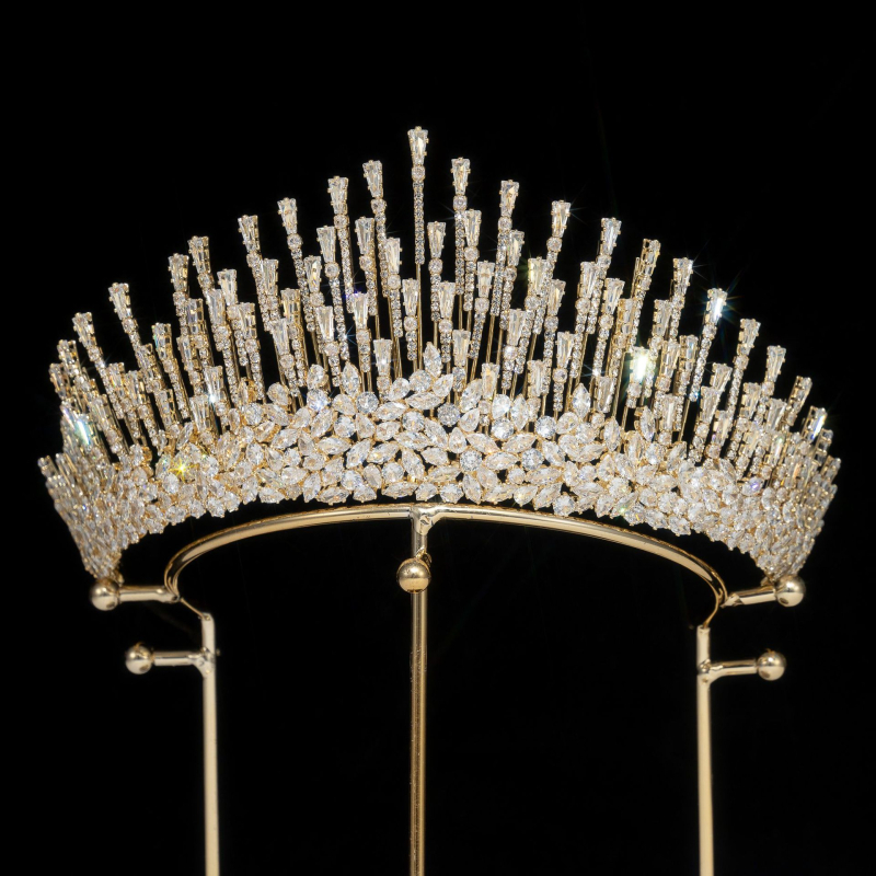 Μεταλλική κορώνα για τα μαλλιά με πραγματικά ζιρκόν κρύσταλλα, ηλεκτροπλατιωμένη επίστρωση, σχήμα κορώνας