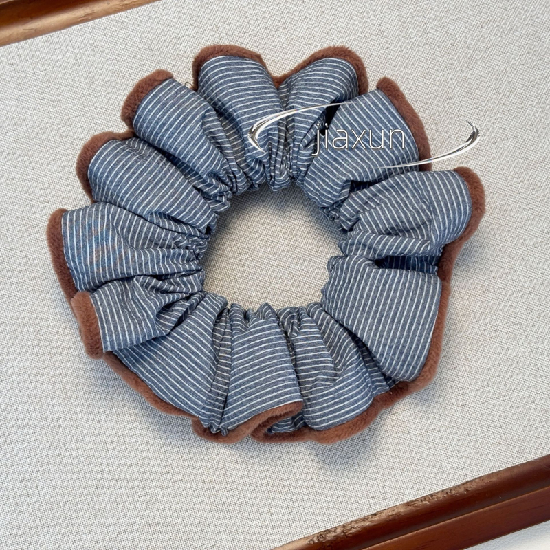 Scrunchie za kosu, korejski stil, velur, ručna izrada, poliester, visoka elastičnost, jesenska kolekcija 2025