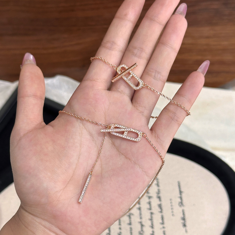 Set colier și brățară pentru femei cu ciucuri din cupru — electroplacare, lanț normal, pandantiv din cupru