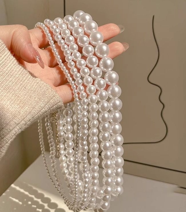 Ogrlica od umjetnih bisera za žene — ručna izrada, geometrijski stil, perlov lanac, duljina 41-50 cm, privjesak od bisera