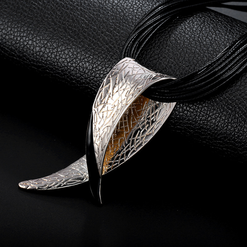 Ötvözet medálos nyaklánc viaszos kötél lánccal, többszintű dizájn, felület sütött zománc