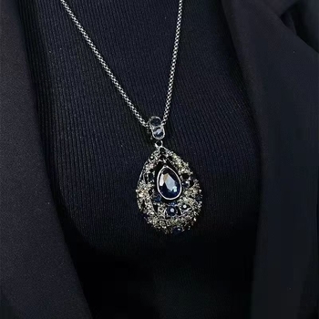 Ilga kaklo grandinė su lašinio formos pakabuku, gyvatės grandine, lydinys, ilgis 81 cm+