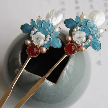 Hajatű ötvözetből cloisonné emállel – pivónia motívummal, eredeti design, fejfedő hagyományos kínai stílusban, Shi Nuoyi, 2021 nyár