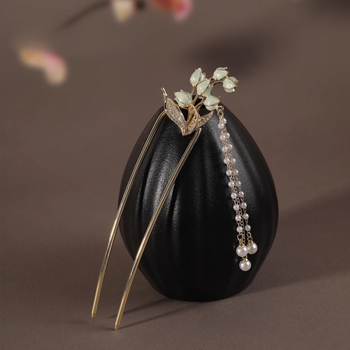 Kínai stílusú U-formájú hajtű gyöngyökkel — Anyag: ötvözet; Stílus: kínai; Forma: U; Feldolgozás: elektroplakálás; Megjelenés: 2025 ősz