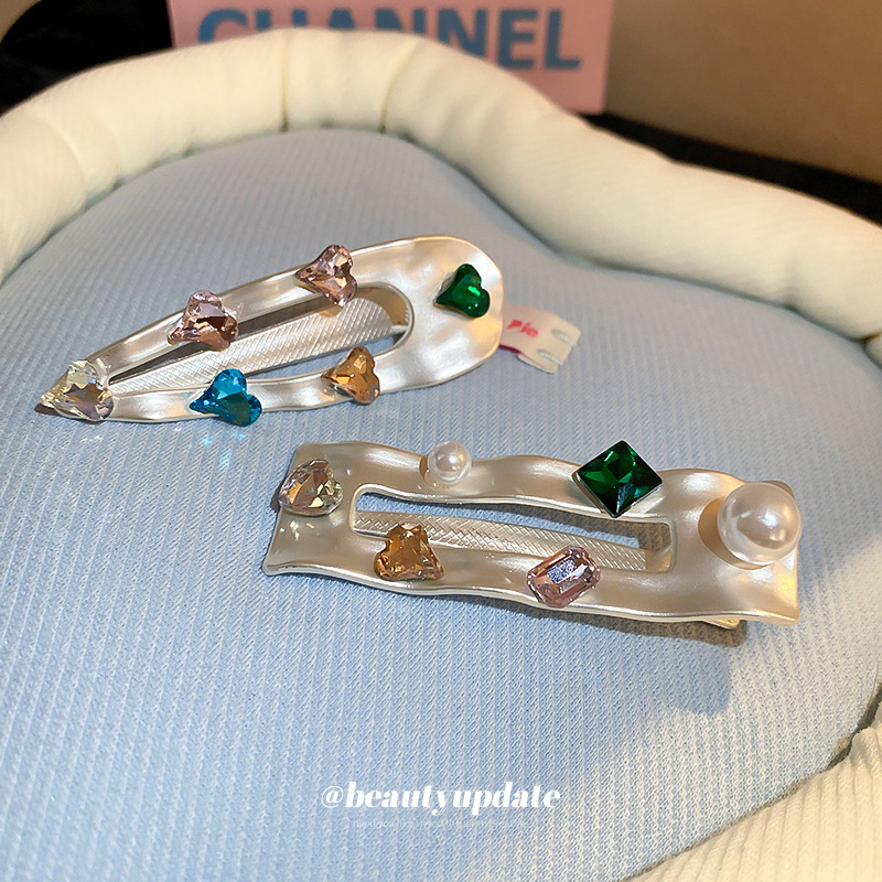 Y2K вдъхновена метална щипка за коса с дукбил форма и диамантена настилка, луксозен стил за жени