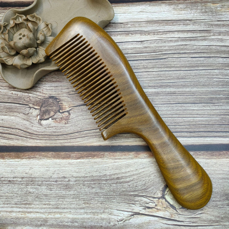 Drveni češalj za kosu, materijal: sandalwood/rosewood, polirani završetak, uzorak pejzažnih cvjetova