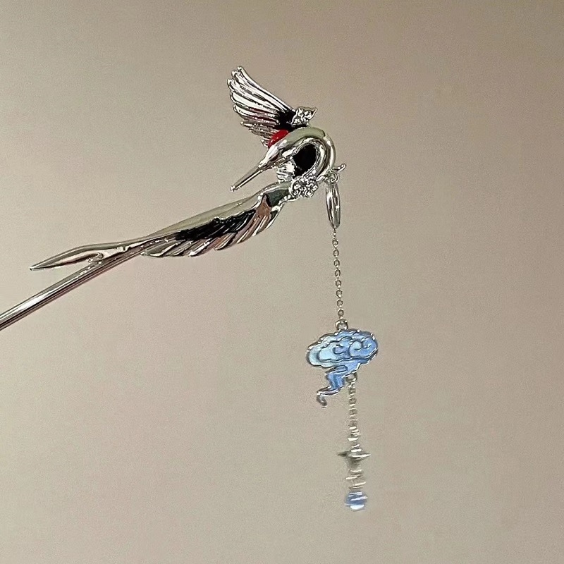 Metalinė plaukų segtukas senovinio stiliaus su gyvūno/zodiako motyvu, rankų darbo (medžiaga: metalas; stilius: senovinis; modelis: gyvūnas/zodiakas)