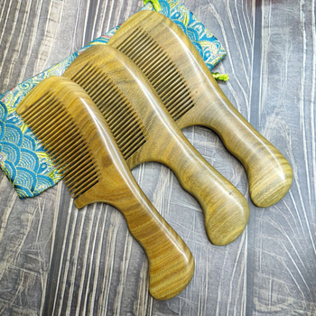 Ξύλινο χτένι, υλικό: sandalwood/rosewood, προέλευση: Min county, Anhui, φινίρισμα επιφανείας: grind, σχέδιο: τοπίο λουλουδιών