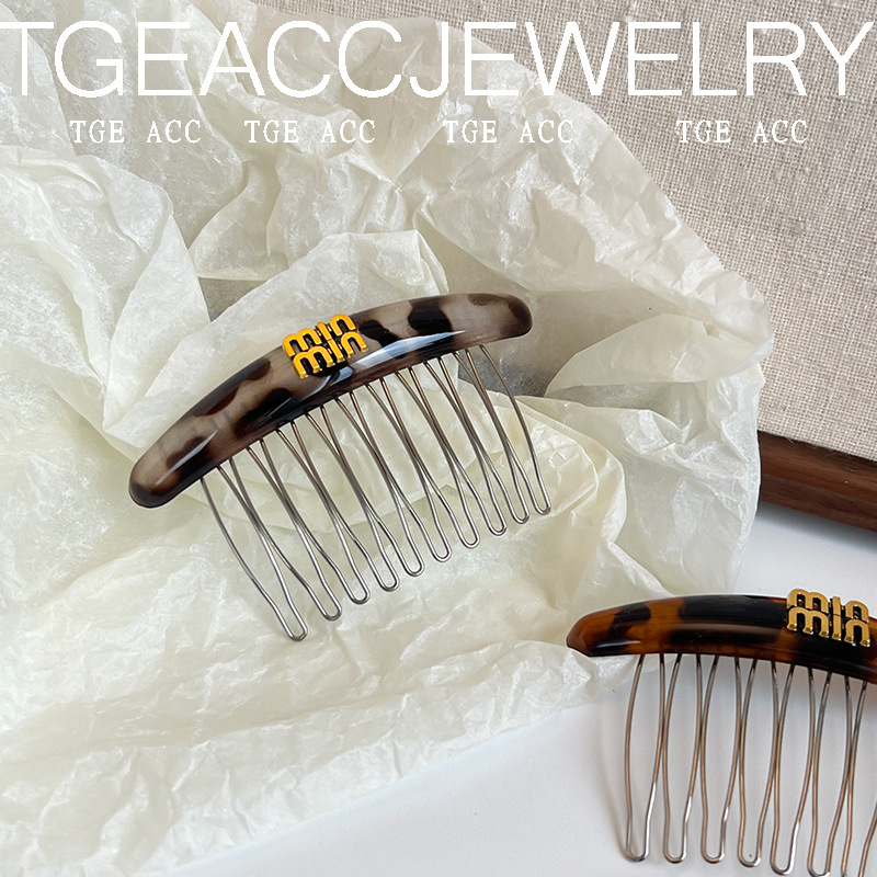 Γυναικεία πλαστική χτένα φράντζας - Αξεσουάρ κεφαλής, Φθινόπωρο 2024