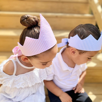 Детска корона тиара от чист памук – карикатурен стил, плетена конструкция, пролет 2025