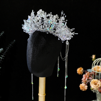 Tiara sa kristalima — Legura, Oblik: Kruna, Elektroplatina, Tip kristala: Kristal, Stil: Moda, Žene