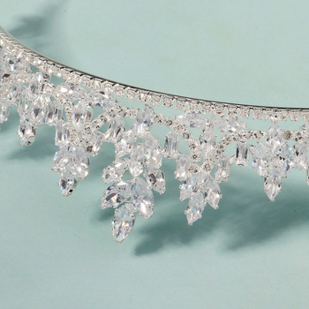 Mianino menyasszonyi korona ötvözetből cirkónium berakással – hercegnő fejfedő esküvői kiegészítő