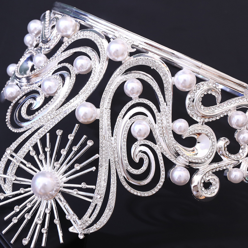 Barokna tiara za vjenčanje ili rođendan, legura, KC zlato, bijeli kristali, polirana završna obrada