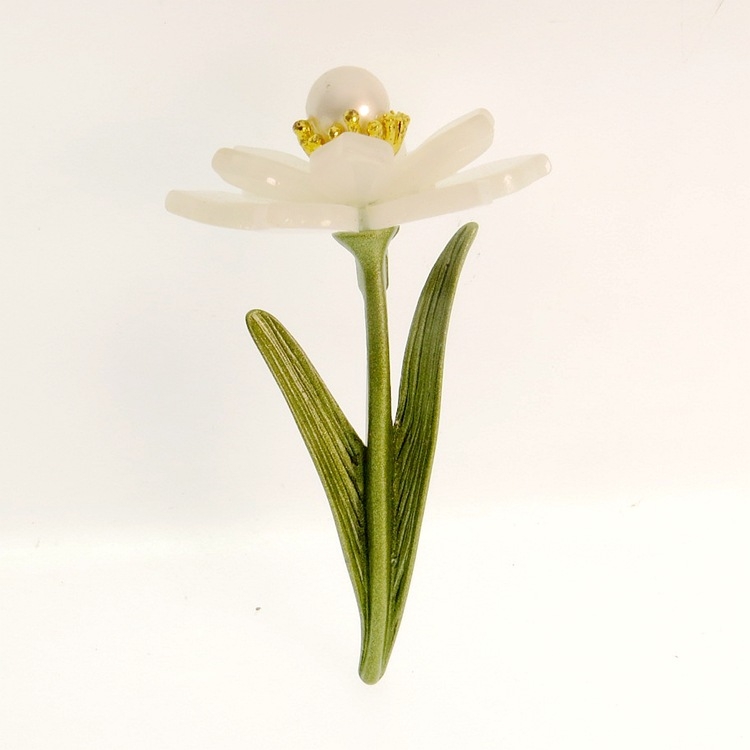 Brosa od smole s cvjetnim motivom, originalni dizajn, stil za parove, proljeće 2024