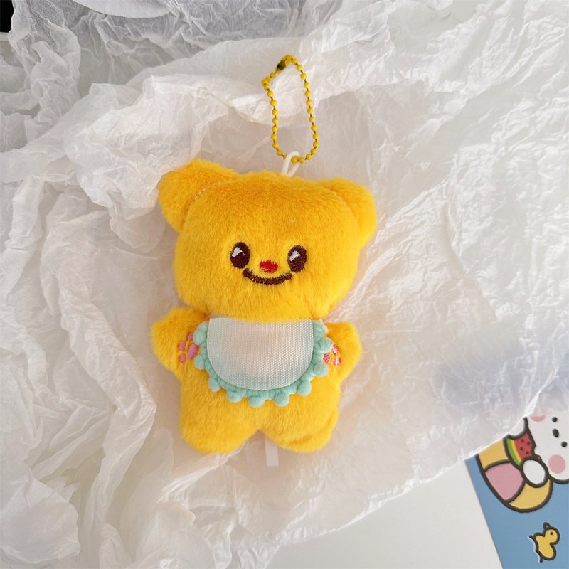 Plush medvjed i mačić privjesak — crtani mini privjesak za torbu, poluručna izrada, jesen 2024, uzorak: križ/kruna/romani brojevi