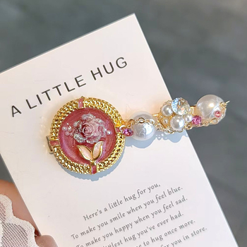 Hajcsat szív alakú gyöngyökkel és virágokkal, romantikus barokk olajfestmény-stílusban; anyag: ötvözet; kézzel készített; típus: Duckbill clip; stílus: koreai friss és édes