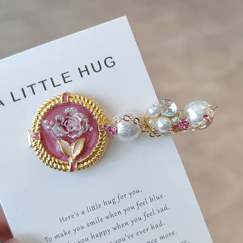 Hajcsat szív alakú gyöngyökkel és virágokkal, romantikus barokk olajfestmény-stílusban; anyag: ötvözet; kézzel készített; típus: Duckbill clip; stílus: koreai friss és édes